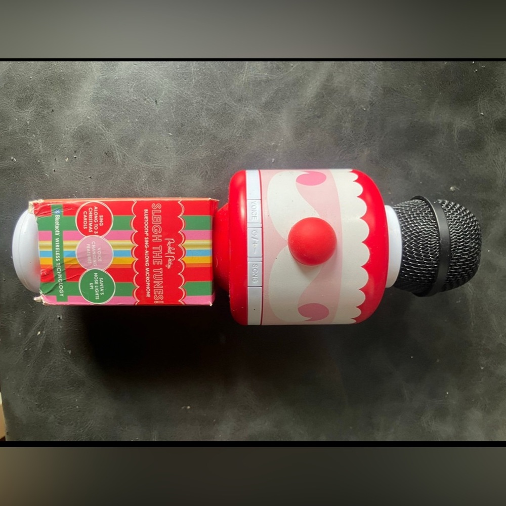 Packed Party Bluetooth Wireless Microphone Santa Sleigh The Tunes Sing New